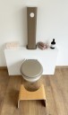 Tabouret en bois verni