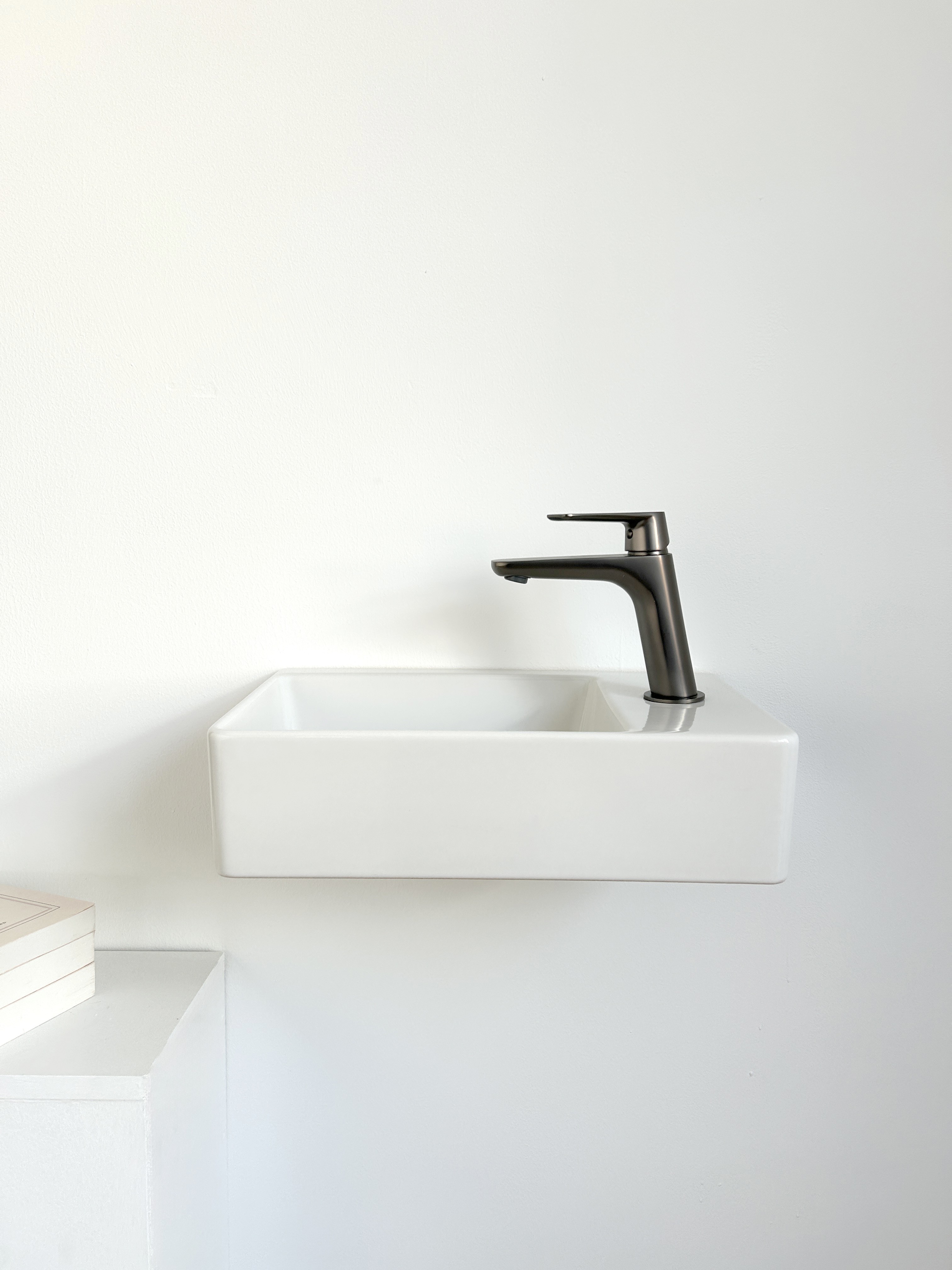 Le Tube floor-standing WC